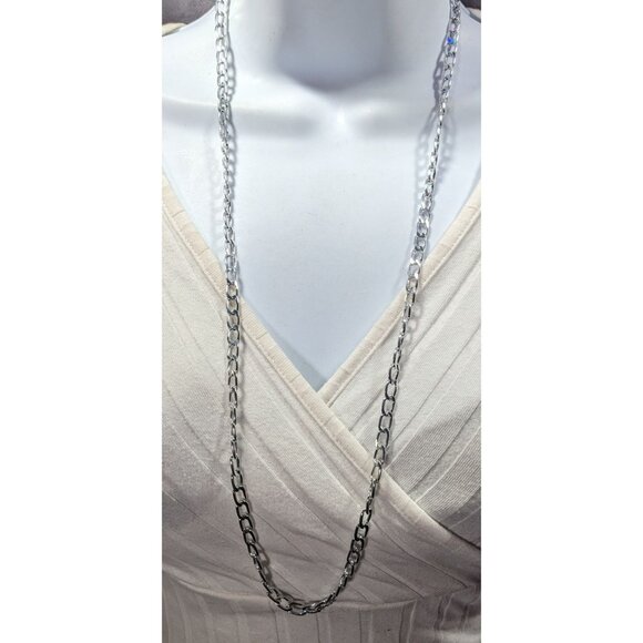 Bright Silver Tone Lightweight Aluminum Chain Necklace - Picture 3 of 6